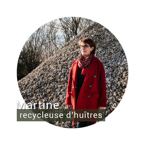 Martine, recycleuse d'huîtres